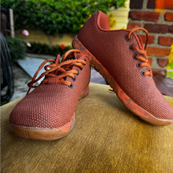 NOBULL TRAINING SHOES M6|W7.5 - Picture 3 of 6